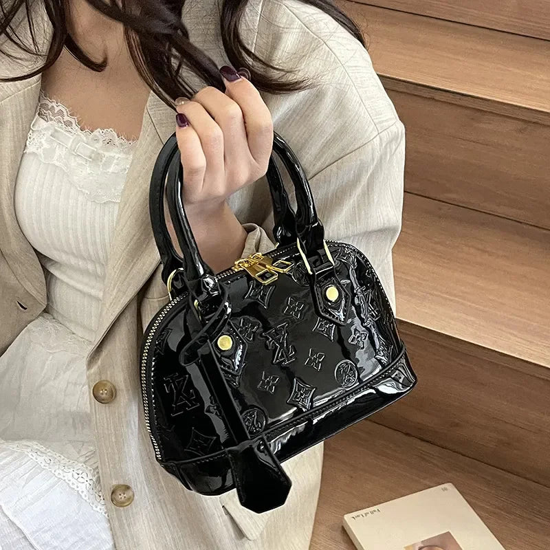 2025 Shell Bag Fashion Versatile Light Luxury Premium Women's Bag Shoulder Bag Free Shipping