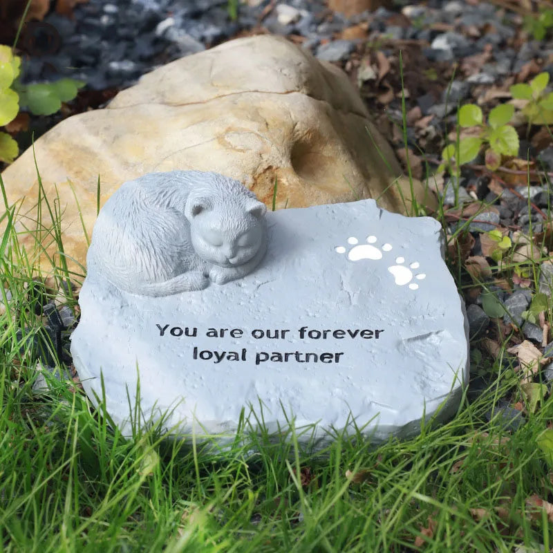 Pet Memorial Resin Tombstone for Cats and Dogs