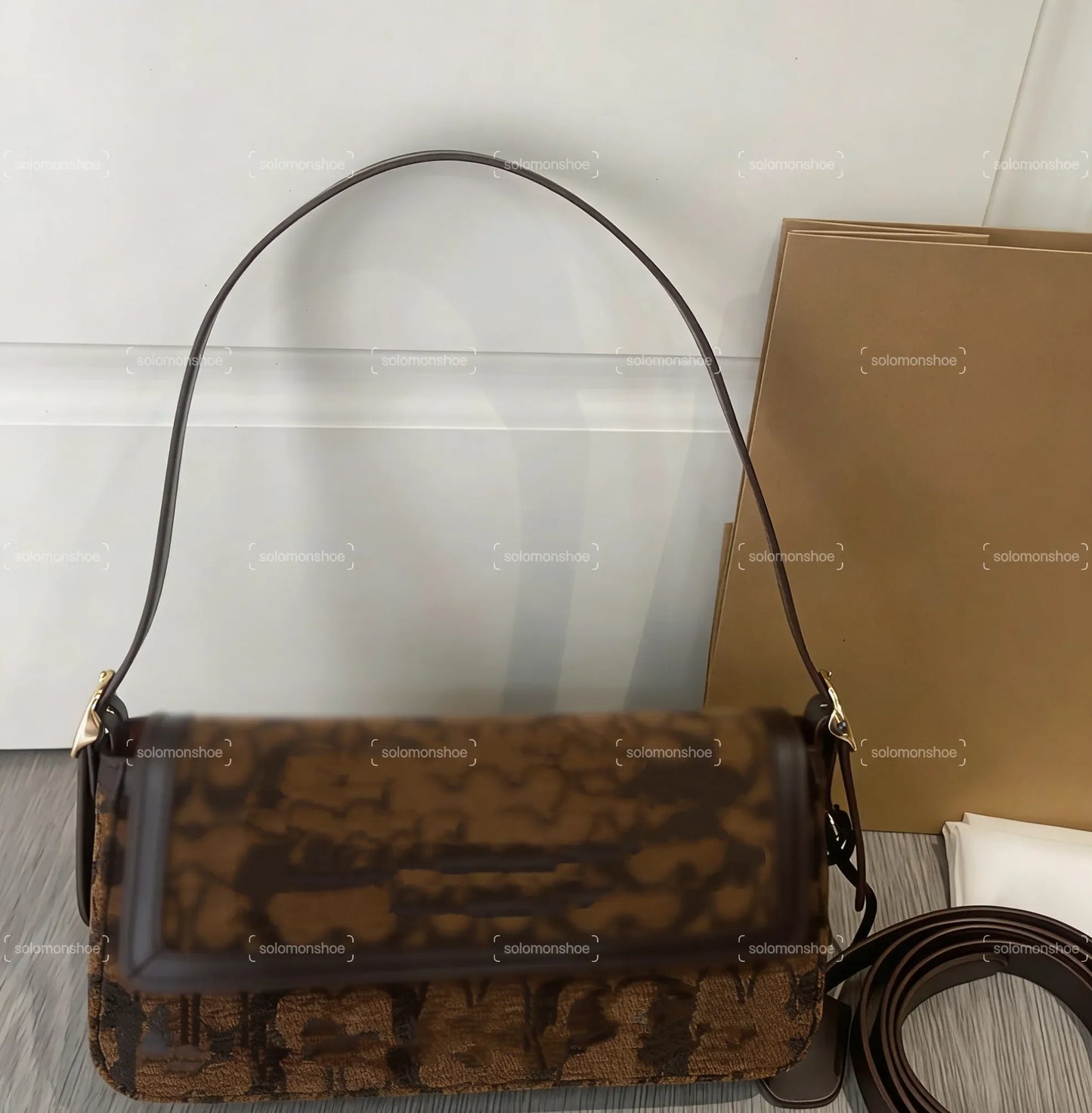 Large Capacity Chelsea Shoulder Bag 30 35 Luxury Designer Suede Genuine Leather Crossbody Bag Zipper Pocket Handbag Fashion Wome