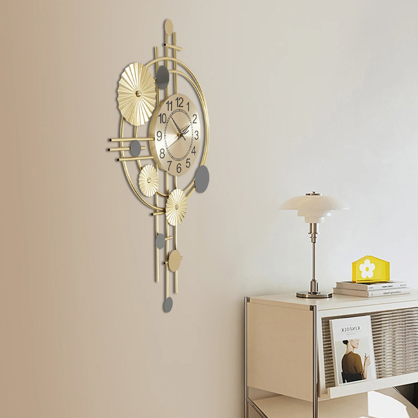 Gold Decorative Wall Clock Silent Non-Ticking For Indoor Use