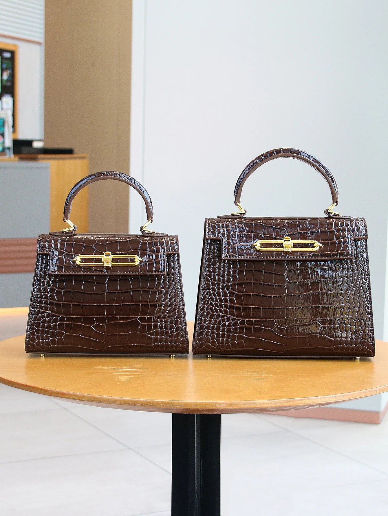 Crocodile Pattern Leather Handbag for Women Luxury Work Bag